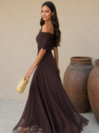 Robe Tolède de couleur marron