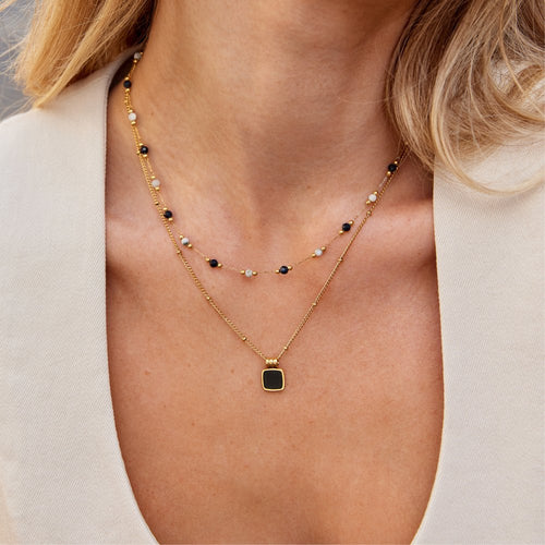 Collar de varias vueltas con gemas